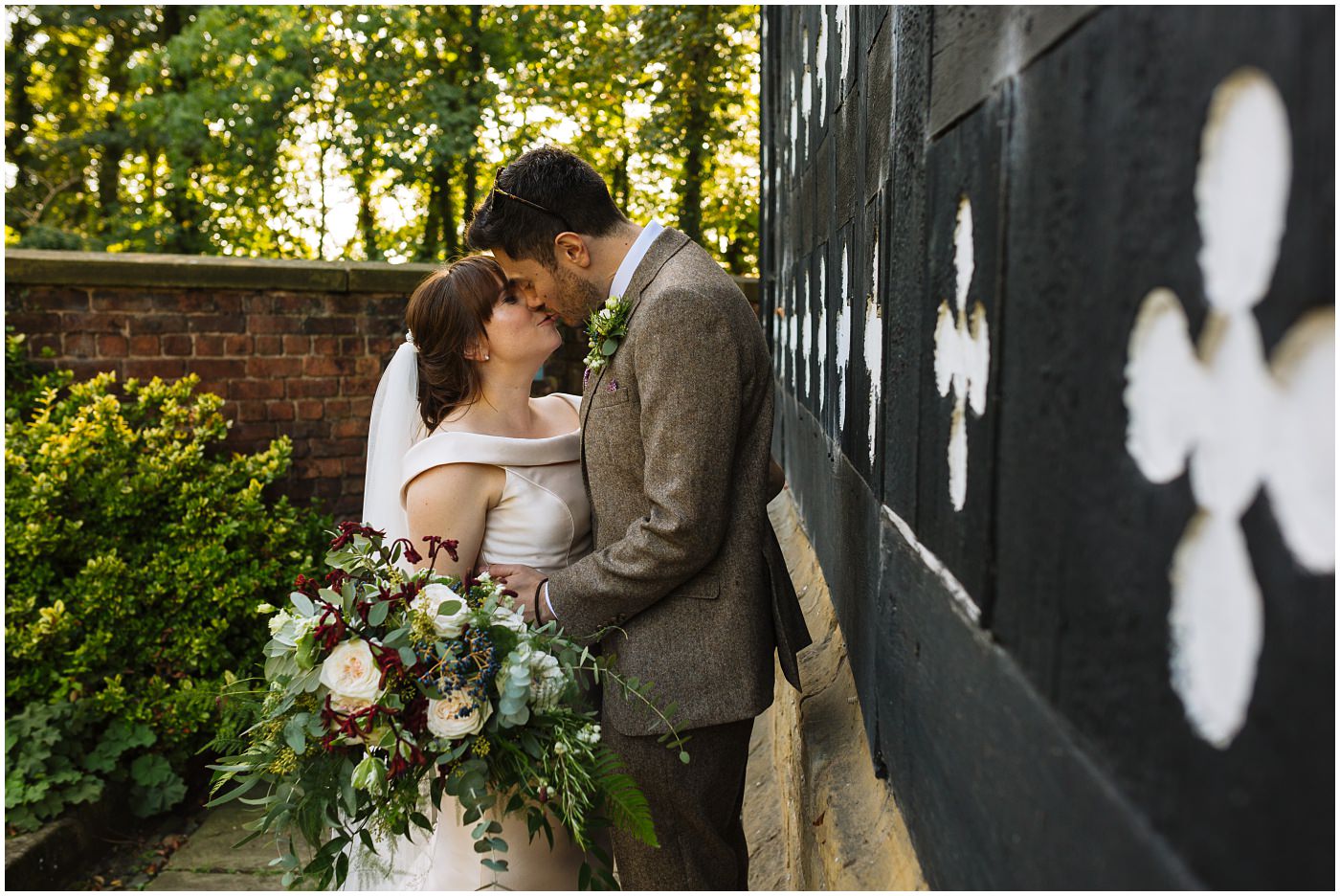 beautiful wedding couples photos at samlesbury hall