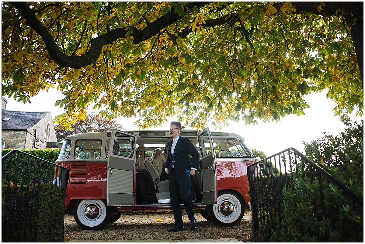 Bride arrives at Hyde Bank Farm